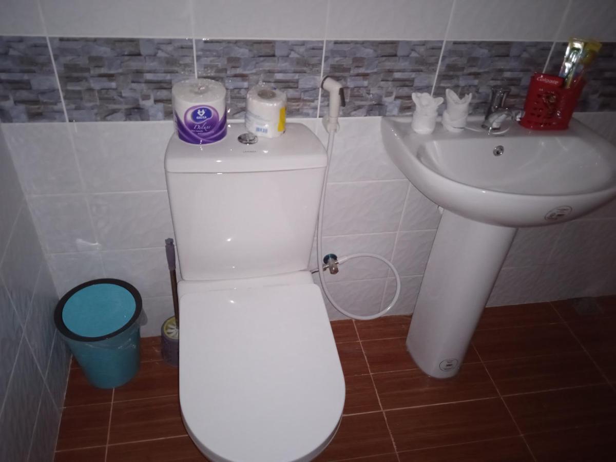 Bed and Breakfast Sarah'S Garden Bnb & Spa Clarin  Exterior foto