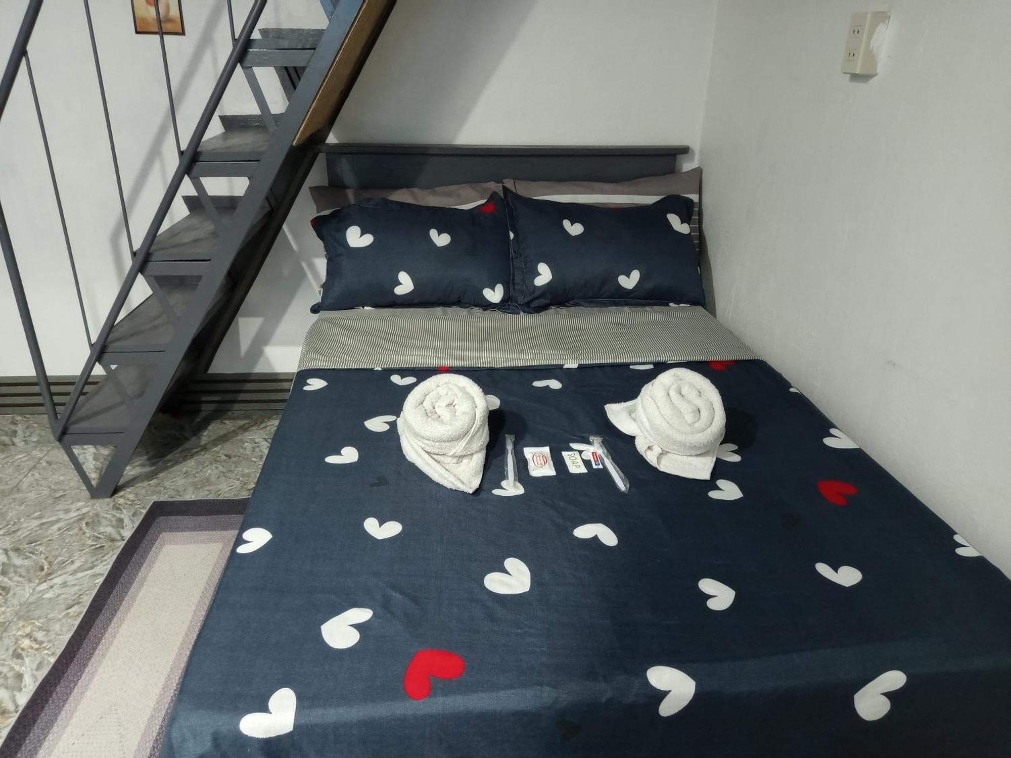 Bed and Breakfast Sarah'S Garden Bnb & Spa Clarin  Exterior foto